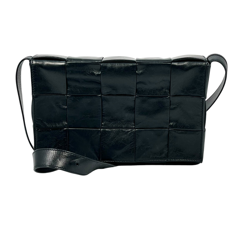 Bottega Veneta マキシ イントレチャート カセット ミニ ショルダーバッグ - ブラック