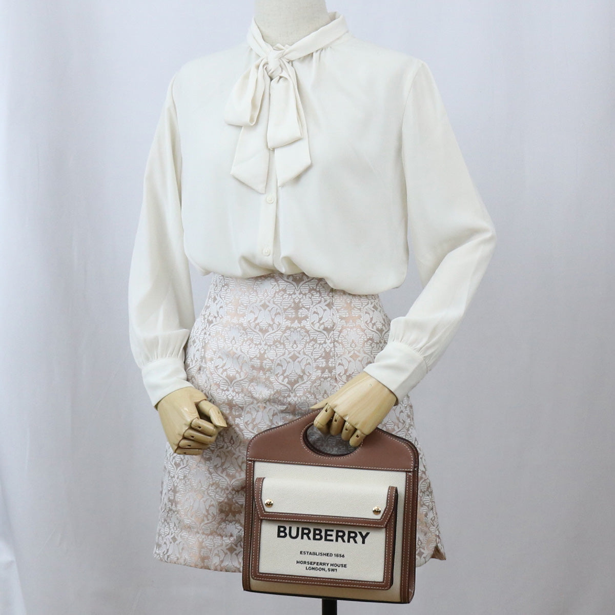 BURBERRY Mini Pocket Cotton Handbag/Shoulder Bag - White 