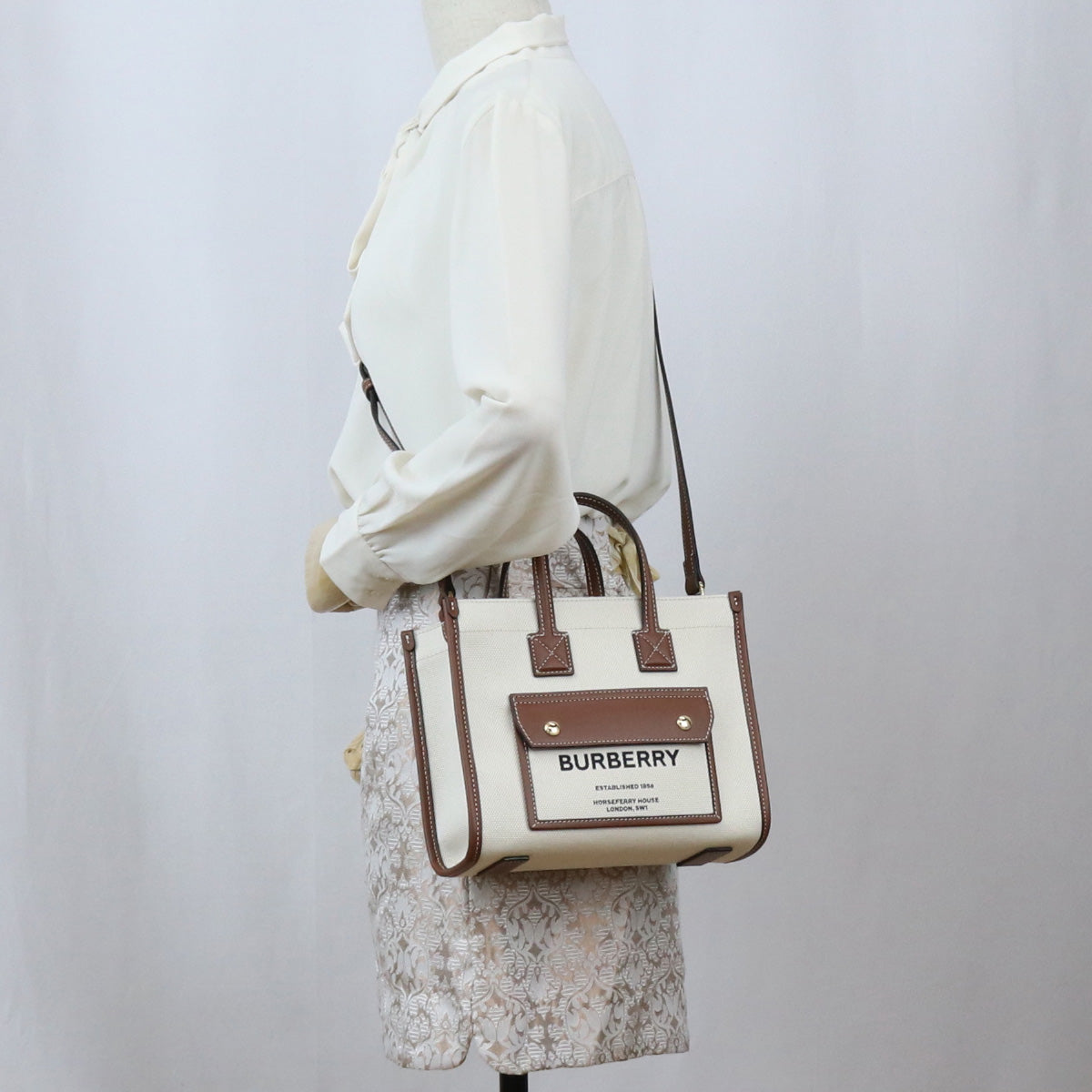 BURBERRY Cotton Handbag/Shoulder Bag - White 