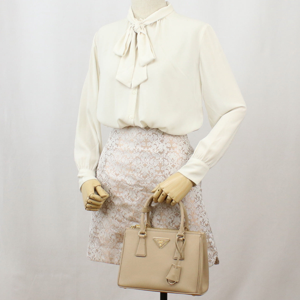 PRADA Galleria Saffiano Leather Handbag/Shoulder Bag - Beige 