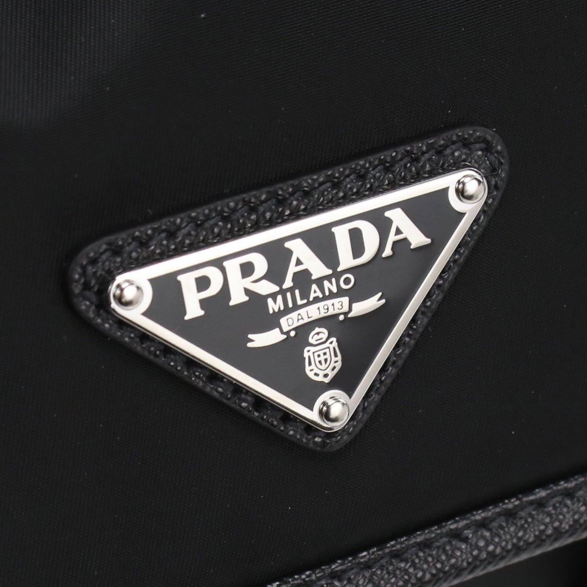 PRADA【プラダ】 2VD034 斜め掛け ショルダーバッグ/TESSUTO+SAFFIANO ナイロン メンズ