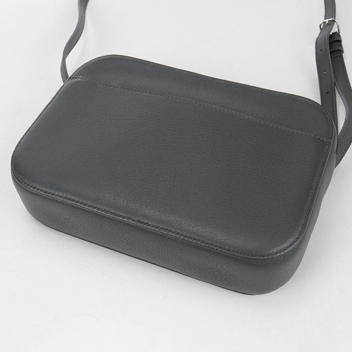 BALENCIAGA エブリデイ カメラバッグ S レザー ショルダーバッグ - ブラック