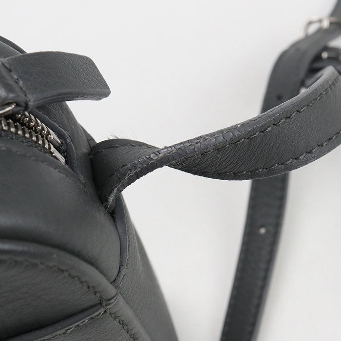 BALENCIAGA エブリデイ カメラバッグ S レザー ショルダーバッグ - ブラック