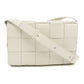 BOTTEGA VENETA【ボッテガ・ヴェネタ】 578004 カセット マキシイントレチャート 斜め掛け ショルダーバッグ ラムスキン メンズ