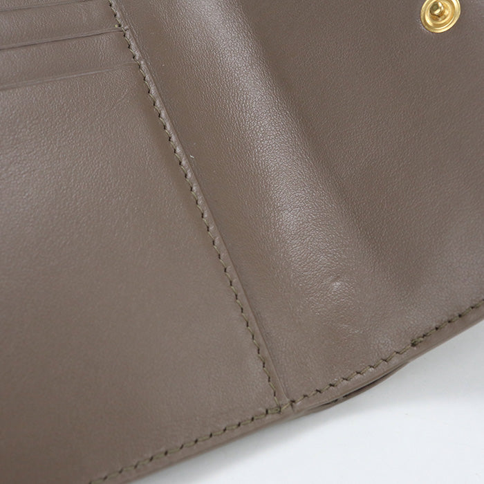 BOTTEGA VENETA【ボッテガ・ヴェネタ】 814686 ファスナーウォレット カセット 三つ折り財布 ラムスキン レディース