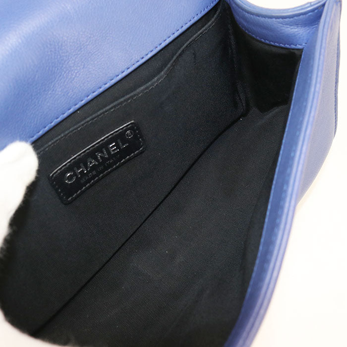 CHANEL Boy Chanel Medium Lambskin Chain Shoulder Bag - Blue