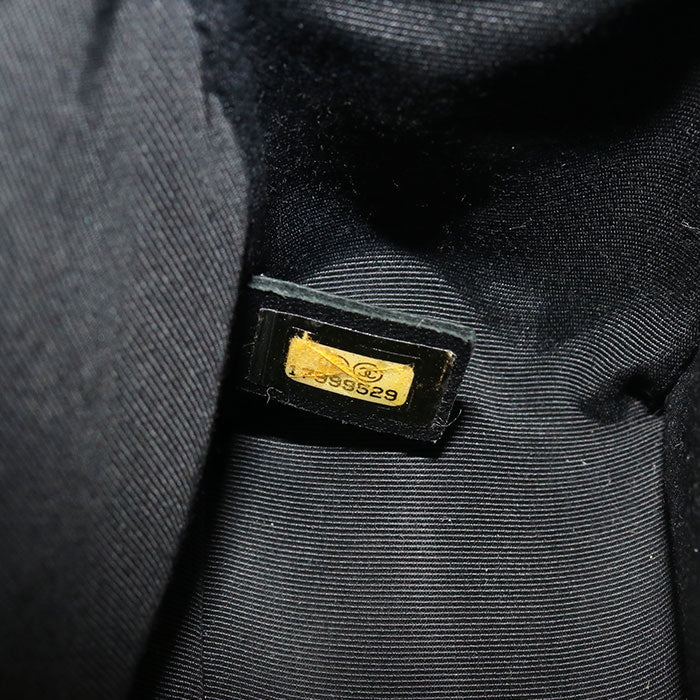 CHANEL Boy Chanel Medium Lambskin Chain Shoulder Bag - Blue