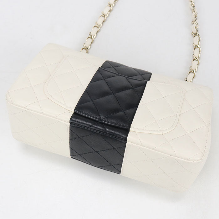 CHANEL Matelassé Lambskin Chain Shoulder Bag - White x Black