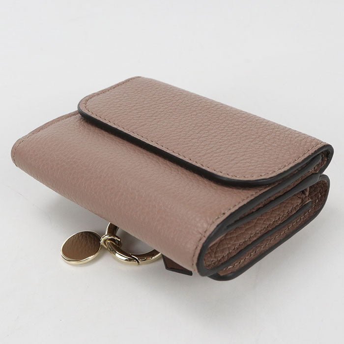 Chloé アルファベット ミニ トリフォールドウォレット カーフスキン 三つ折り財布 コンパクトウォレット - ブラウン