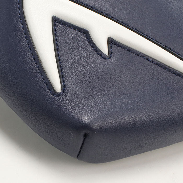 FENDI バグズアイ レザー ボディバッグ - ネイビー
