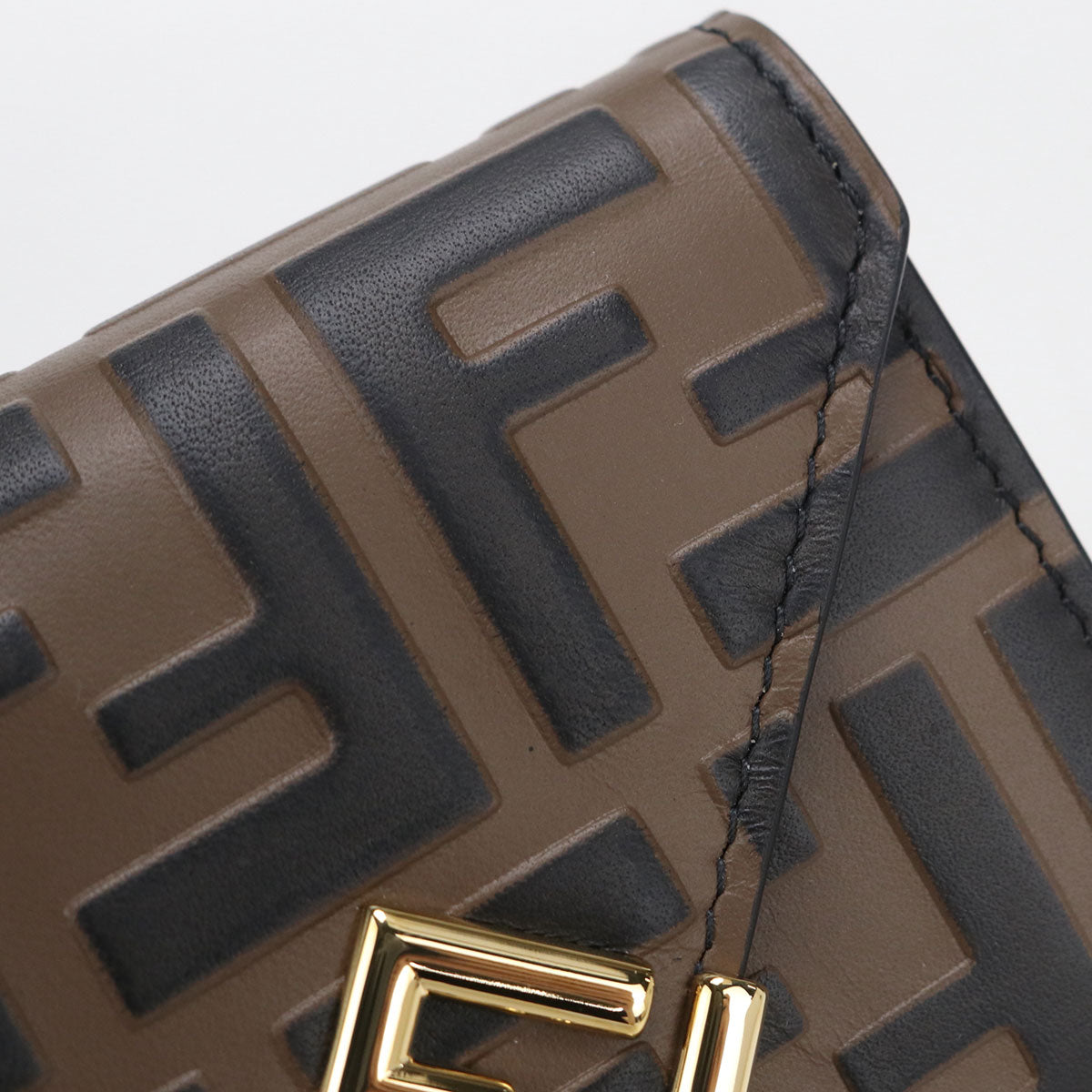 FENDI【フェンディ】 8M0480 FFダイヤモンド 三つ折り財布 カーフ レディース