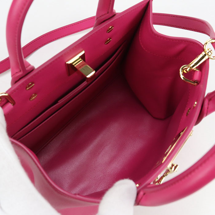 FERRAGAMO ガンチーニ カーフスキン トートバッグ ショルダーバッグ - ピンク