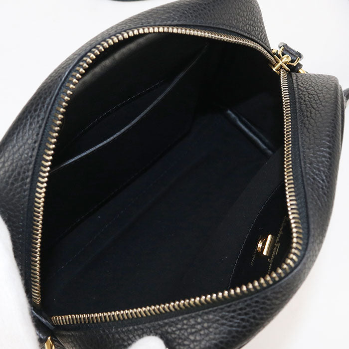 FERRAGAMO ガンチーニ カーフスキン ショルダーバッグ - ブラック