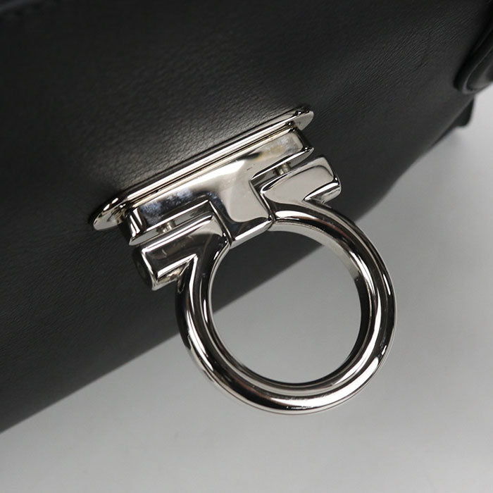 FERRAGAMO ガンチーニ カーフ トートバッグ - ブラック