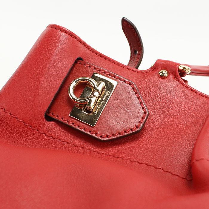 FERRAGAMO Gancini Calf Leather Handbag/Shoulder Bag - Red