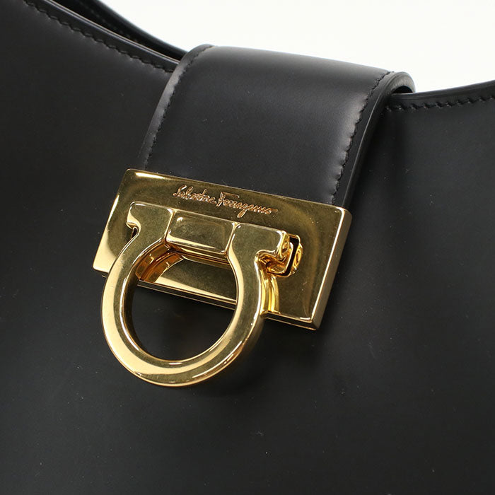 FERRAGAMO【フェラガモ】 21 0926 ワンショルダー ガンチーニ ショルダーバッグ カーフ レディース