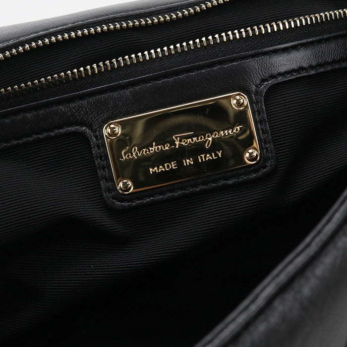 FERRAGAMO【フェラガモ】 21 E767 チェーン ヴァラリボン ショルダーバッグ カーフ レディース