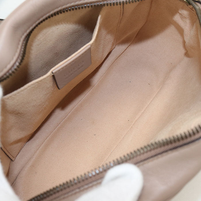 GUCCI GGマーモント スモール カメラバッグ キルティングレザー ショルダーバッグ - ベージュ