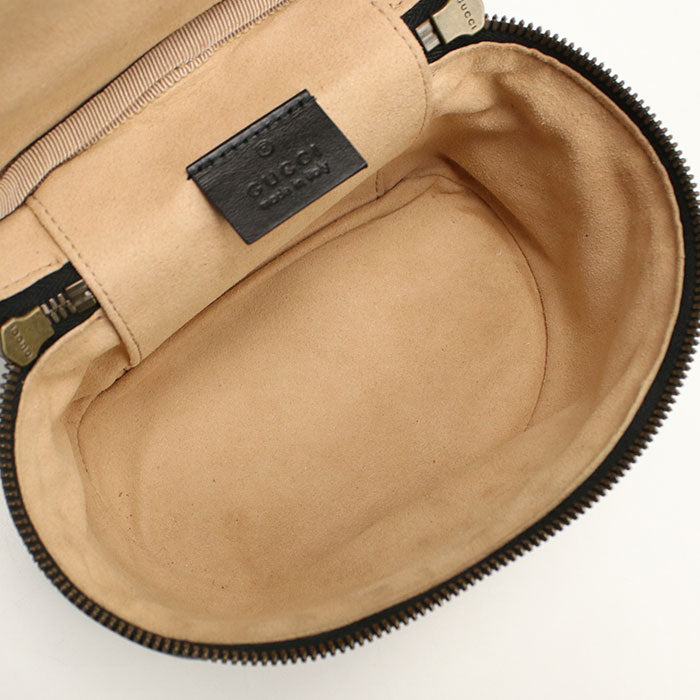 GUCCI GGマーモント キルティング レザー ミニ バッグパック - ブラック