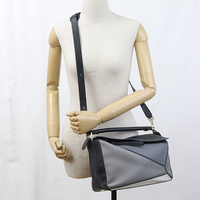 LOEWE Medium Puzzle Bag Calfskin Handbag/Shoulder Bag - Black and Grey