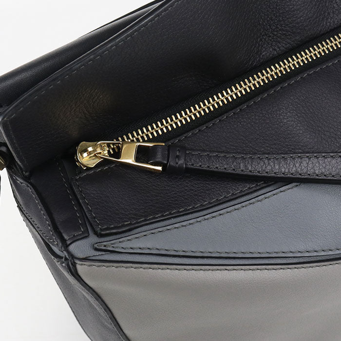 LOEWE Medium Puzzle Bag Calfskin Handbag/Shoulder Bag - Black and Grey