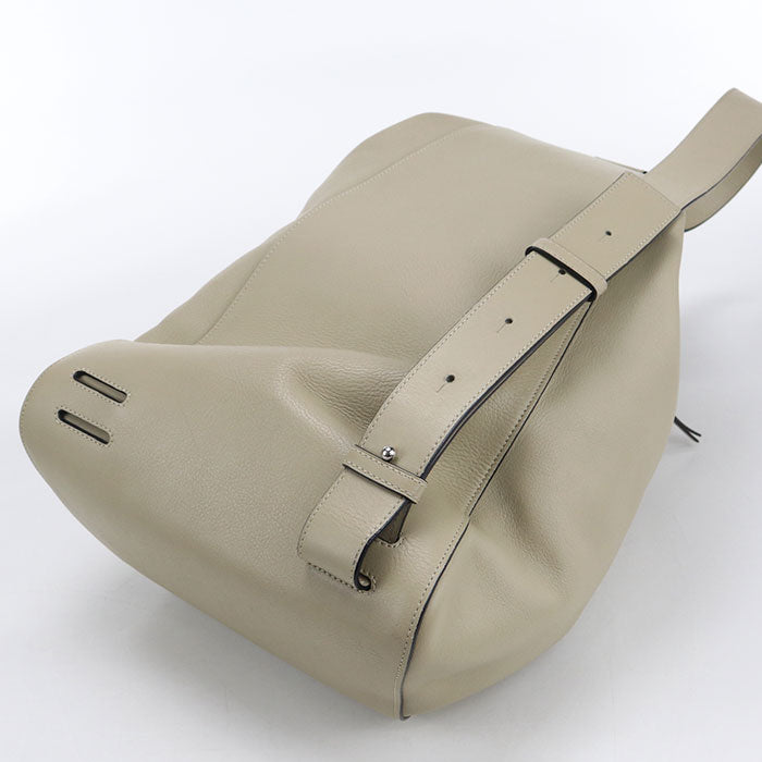 LOEWE アントン スリング カーフレザー ボディバッグ - ベージュ