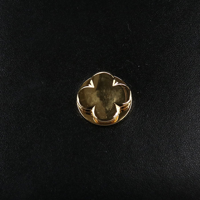 LOUIS VUITTON Capucines Calfskin Chain Wallet - Black