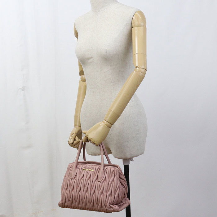 MIUMIU マテラッセ ナッパレザー ハンドバッグ ショルダーバッグ - ピンク