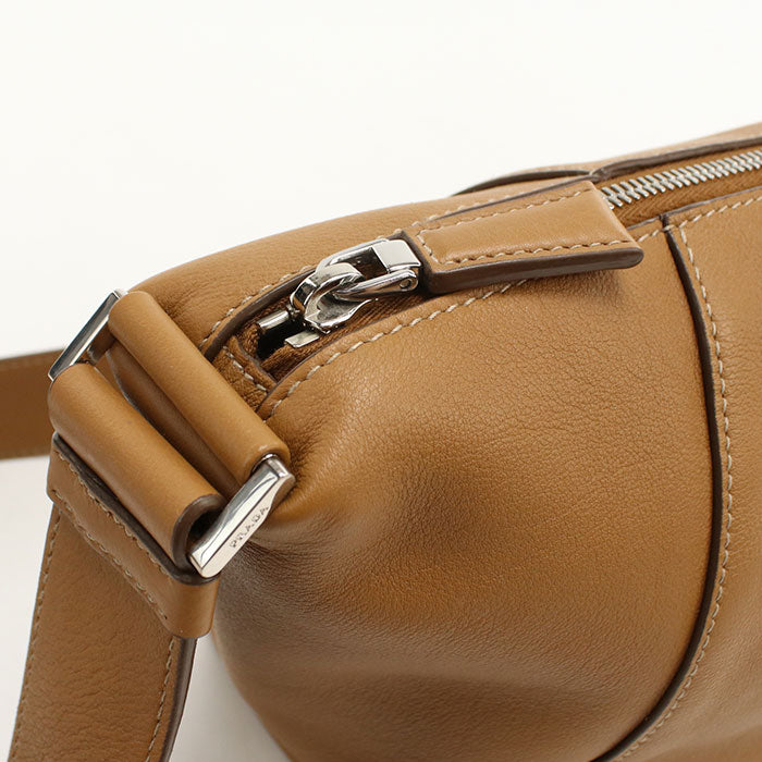 PRADA【プラダ】 斜め掛け ショルダーバッグ カーフ メンズ