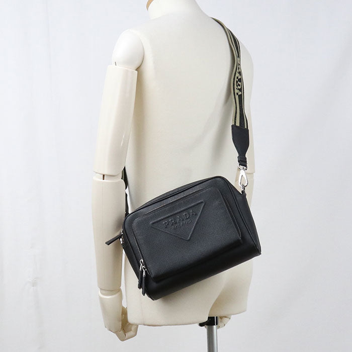 PRADA【プラダ】 2VH152 サフィアーノ ショルダーバッグ レザー メンズ